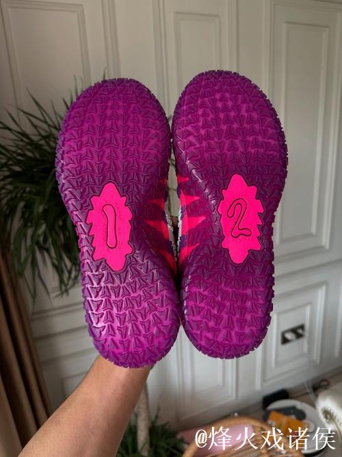 莫兰特脚踩白蓝JA3，砍下12+3+4全能数据